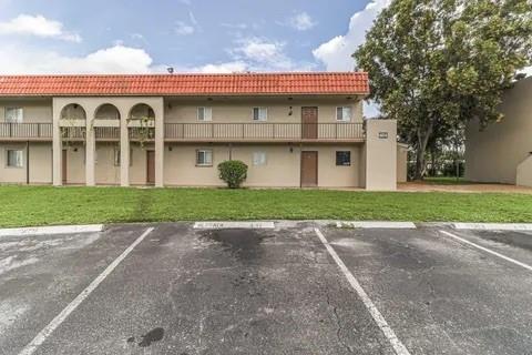 6034 Forest Hill Blvd 105