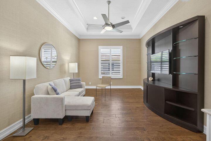 IBIS GOLF & COUNTRY CLUB - Residential Lease