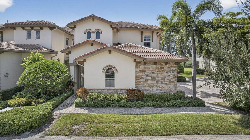 IBIS GOLF & COUNTRY CLUB - Residential Lease