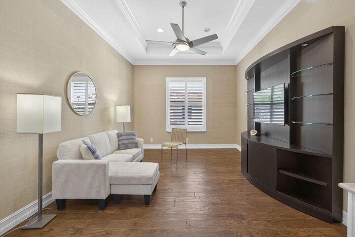 IBIS GOLF & COUNTRY CLUB - Residential Lease