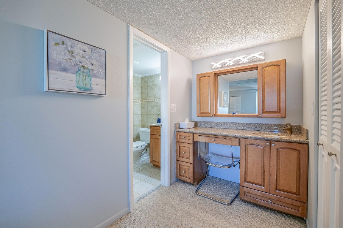 18TH HOLE AT INVERRARY - Residential