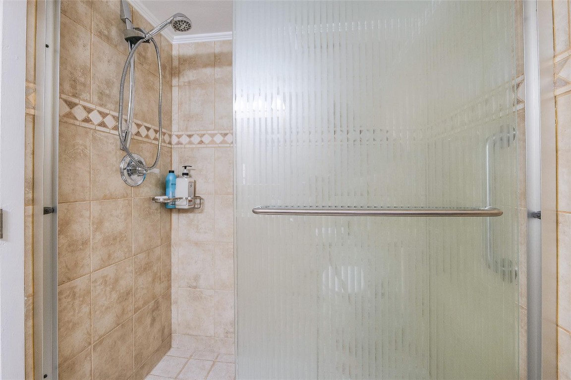 18TH HOLE AT INVERRARY - Residential