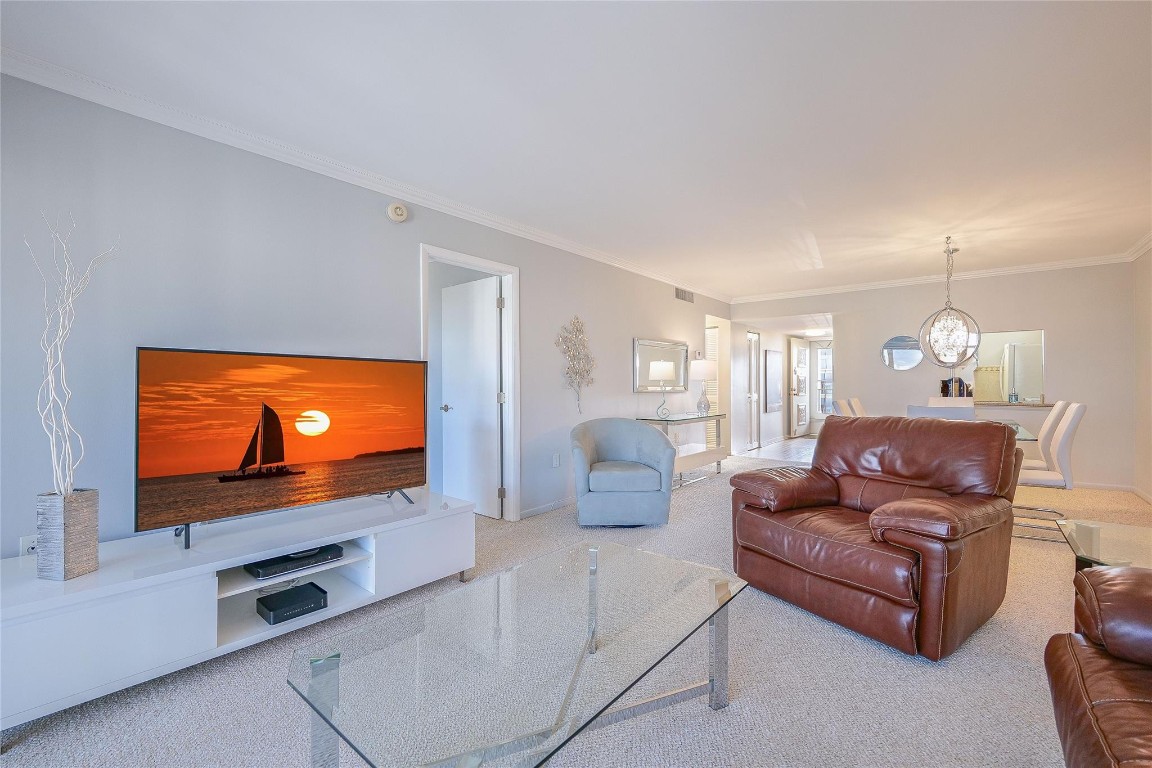 18TH HOLE AT INVERRARY - Residential