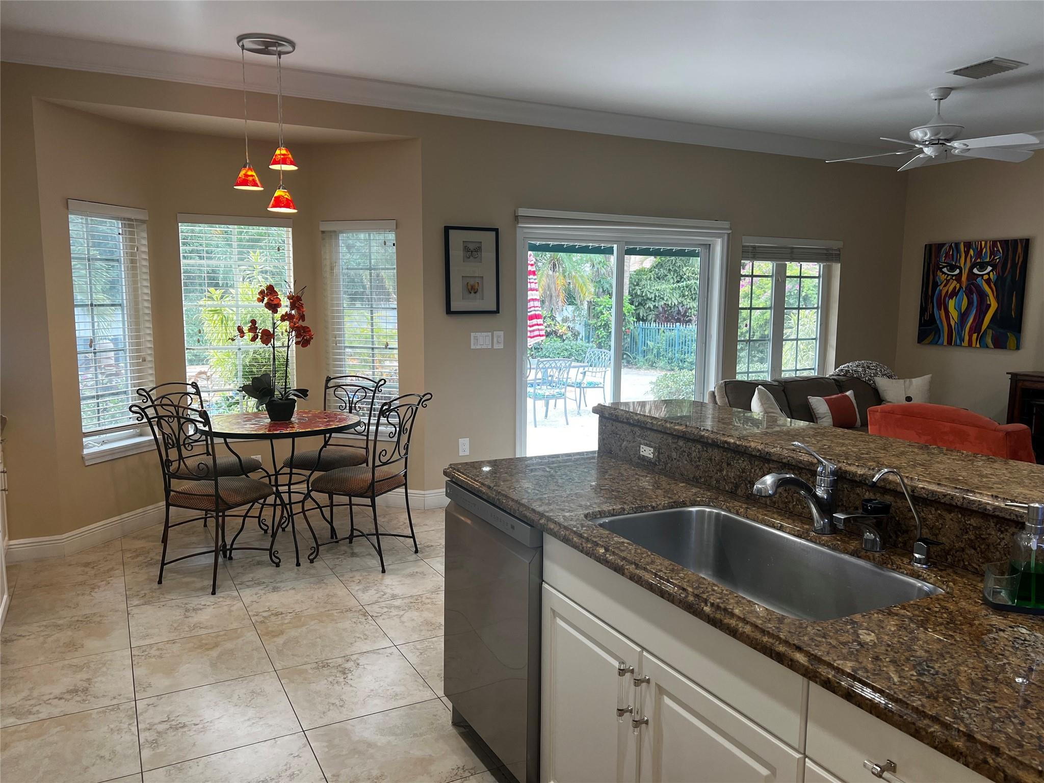 Las Olas By The Sea Ext 3 - Residential