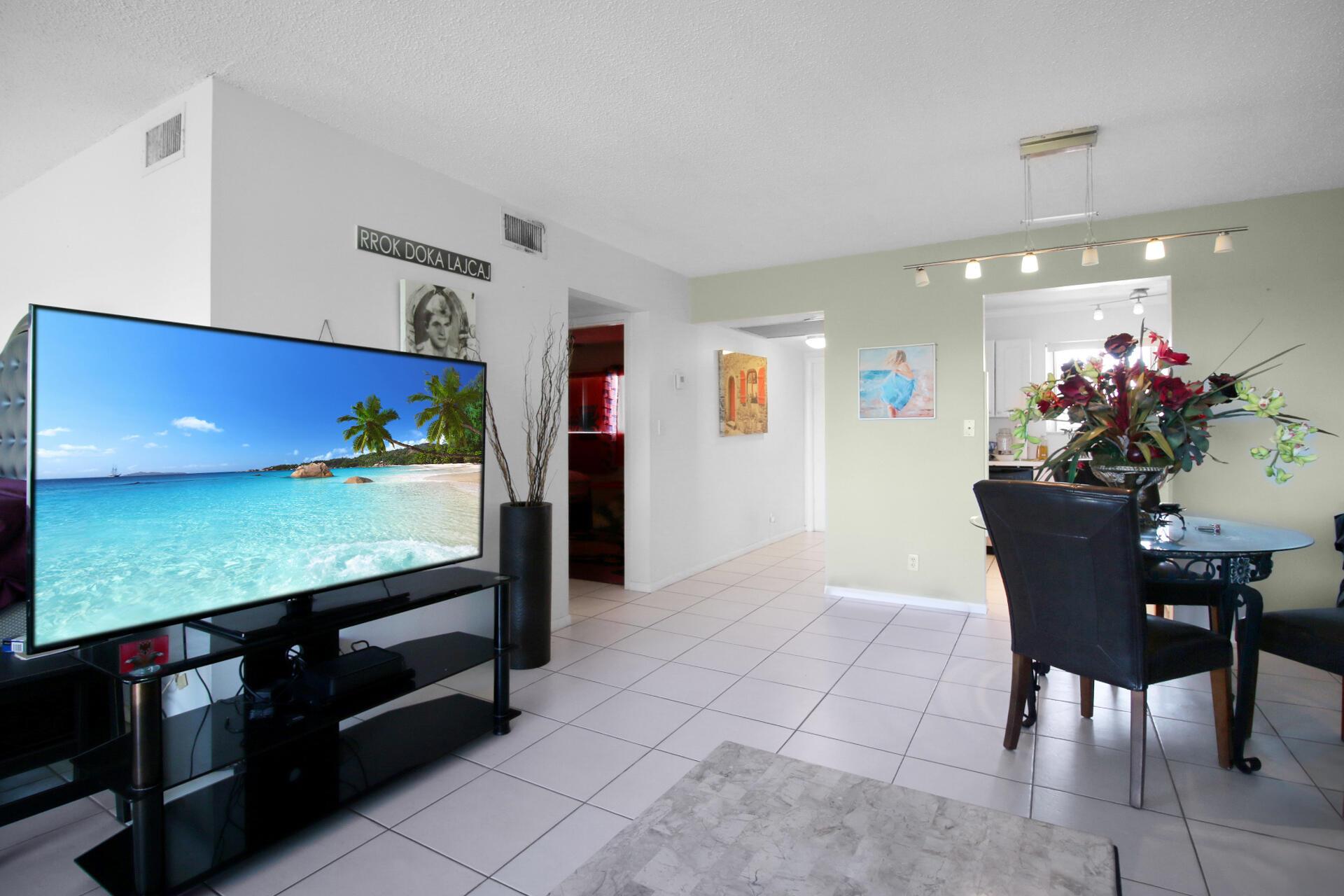 WATERWAY CLUB - Residential