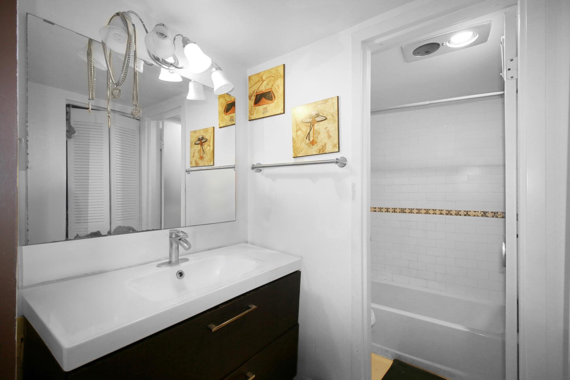 WATERWAY CLUB - Residential