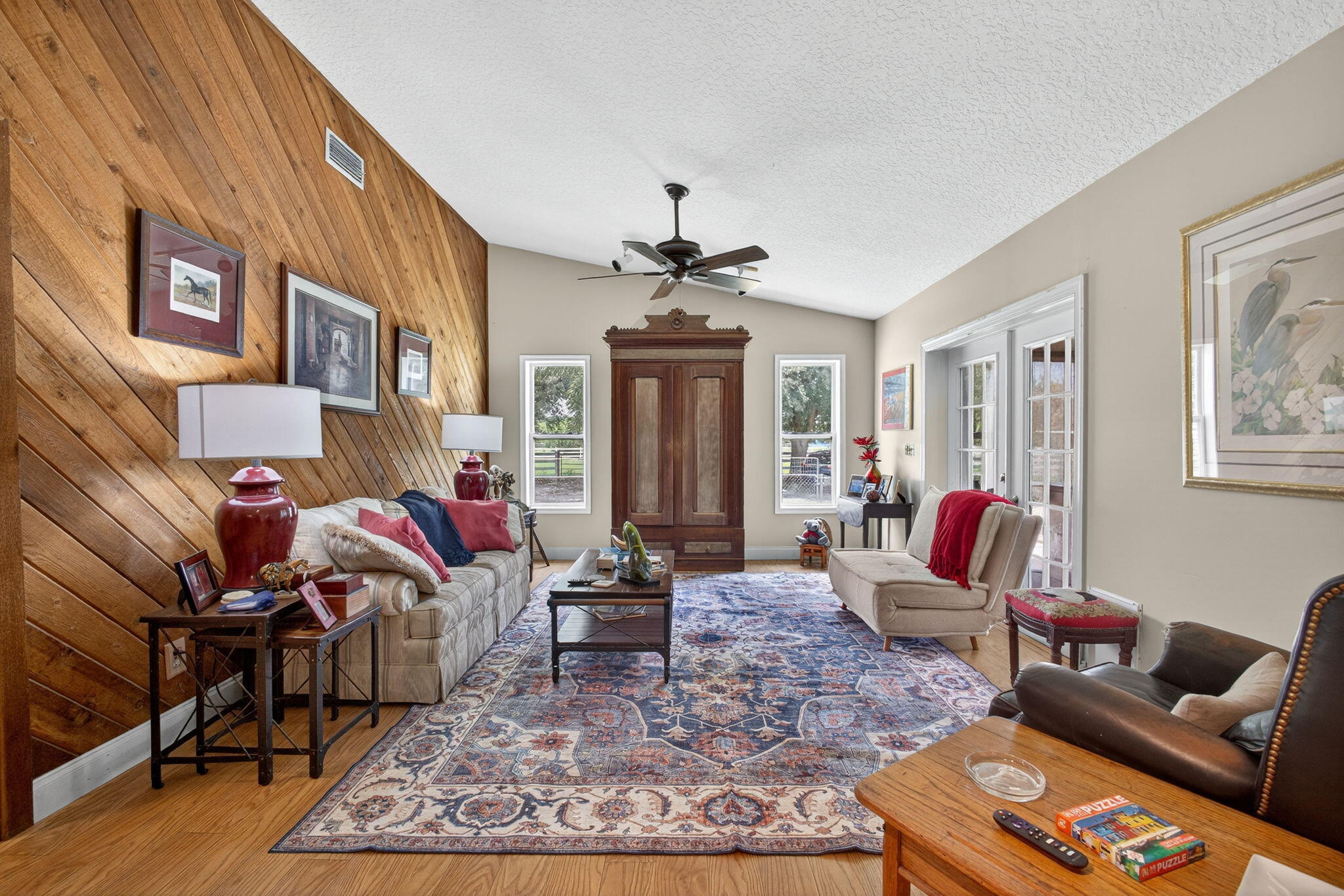 LOXAHATCHEE GROVES - Residential