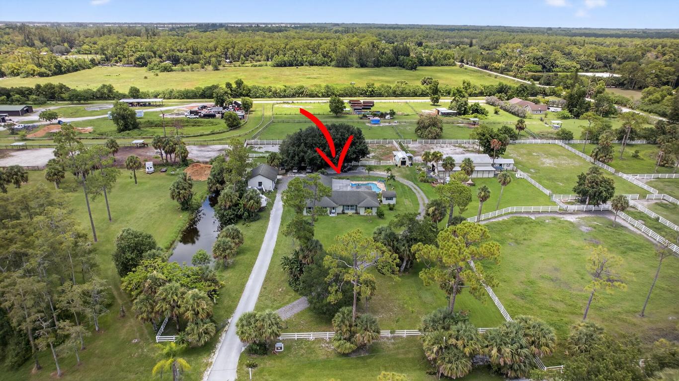 LOXAHATCHEE GROVES - Residential