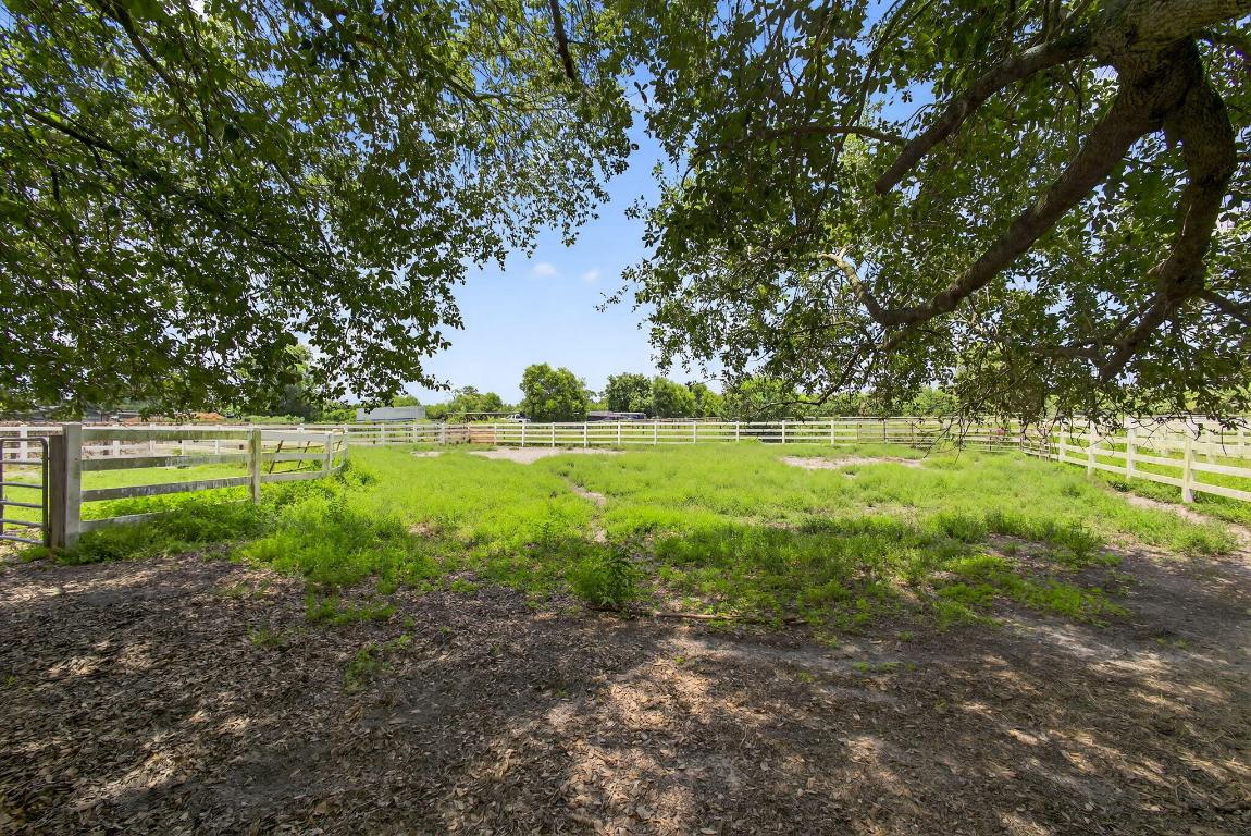 LOXAHATCHEE GROVES - Residential