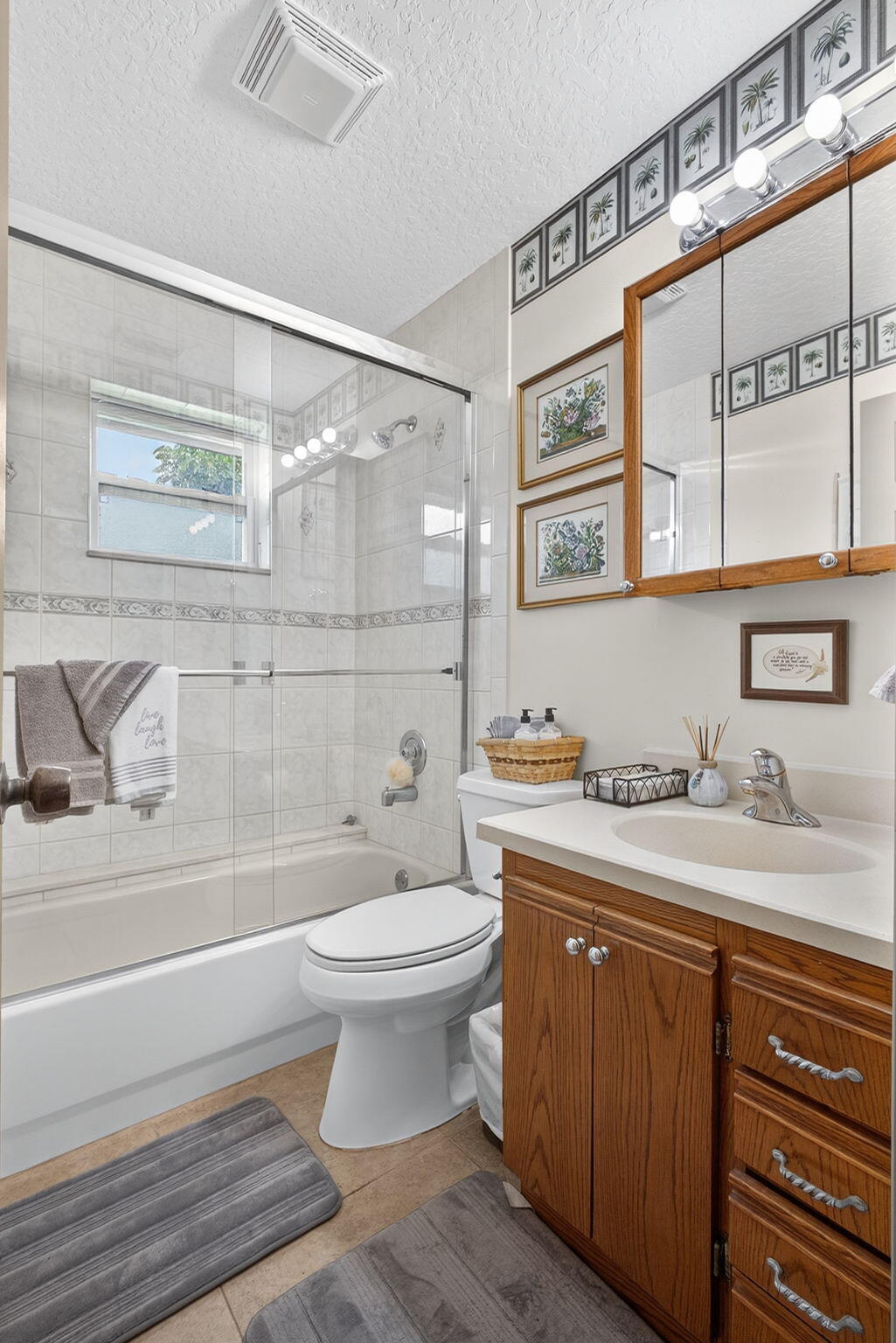 LOXAHATCHEE GROVES - Residential