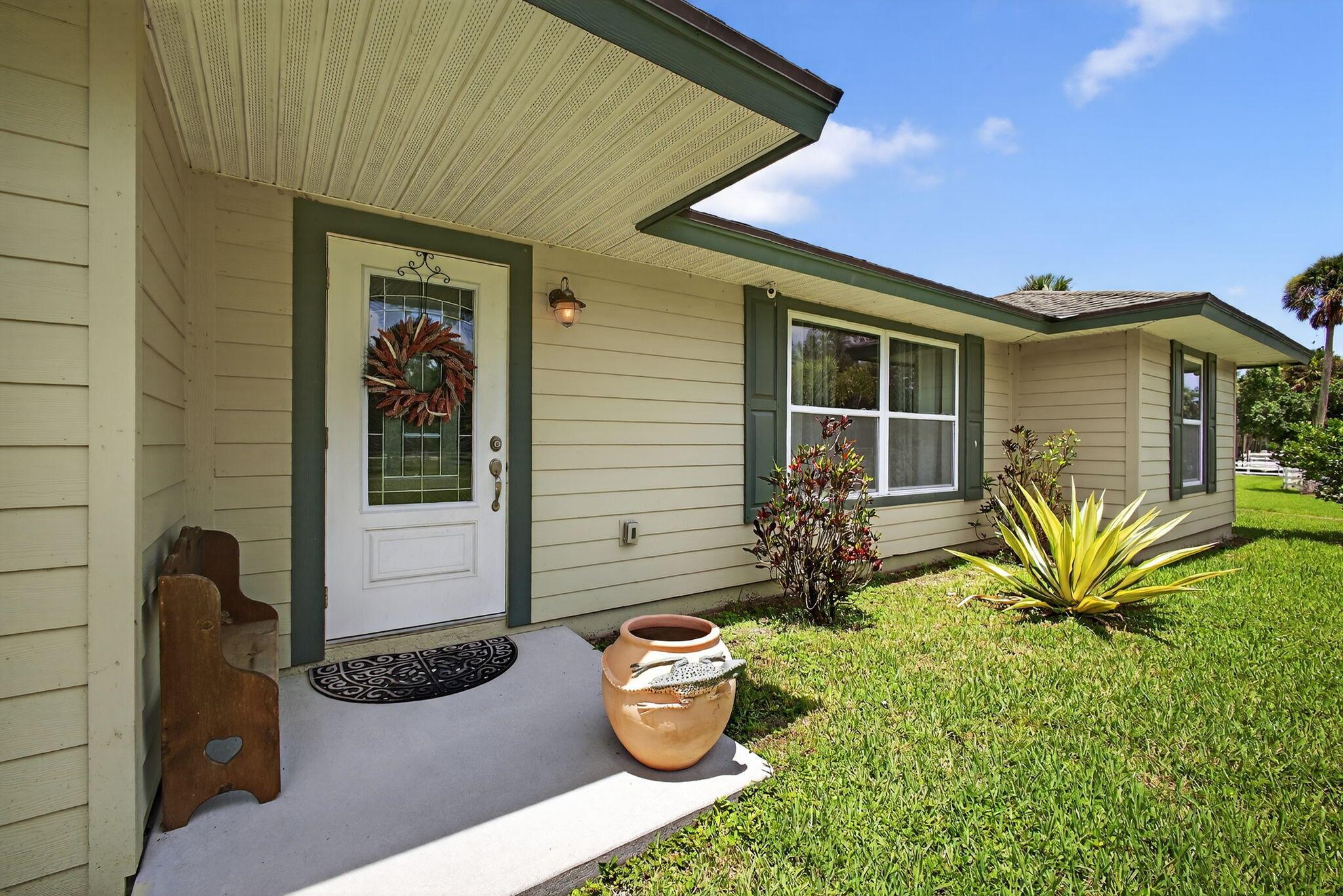 LOXAHATCHEE GROVES - Residential