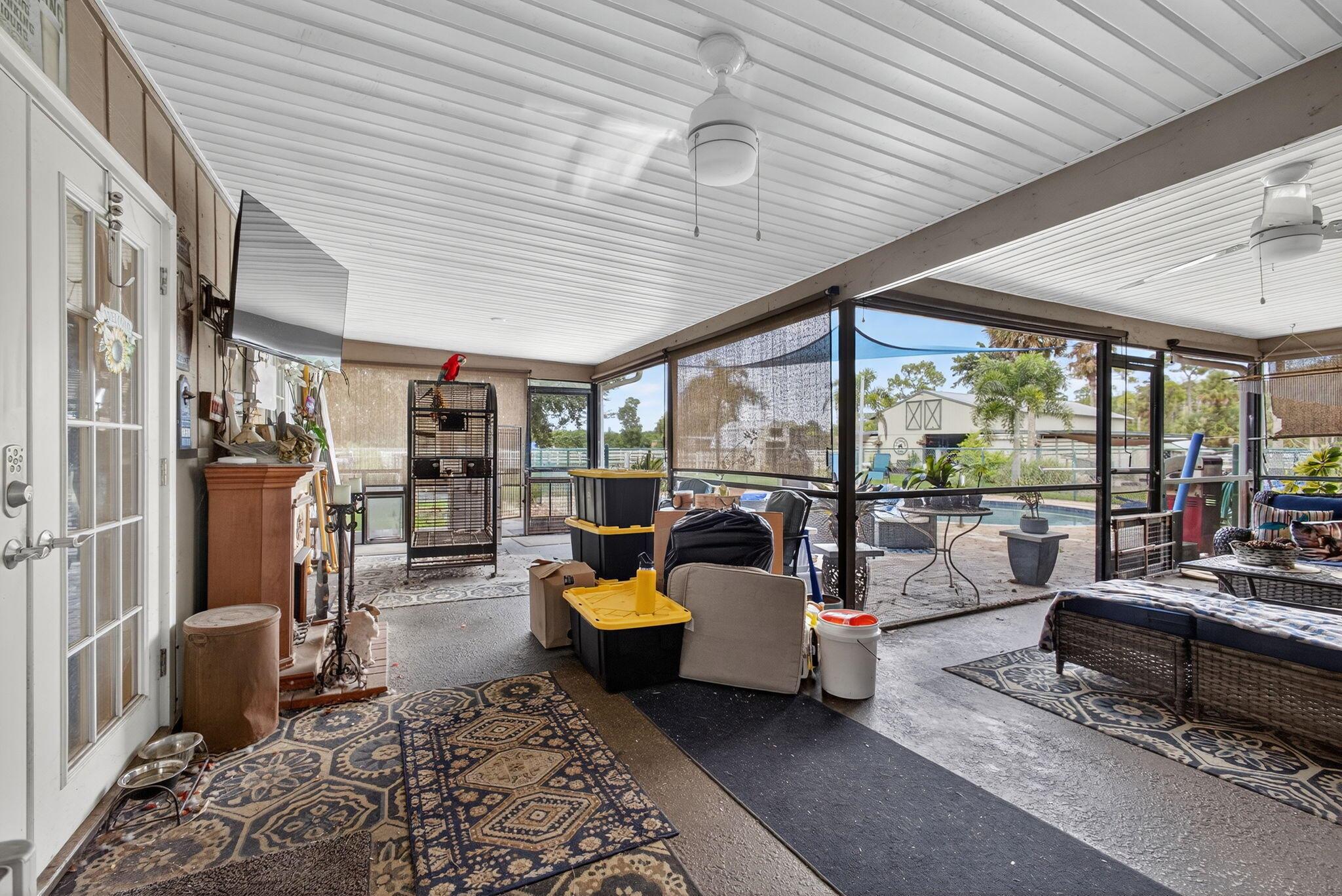 LOXAHATCHEE GROVES - Residential