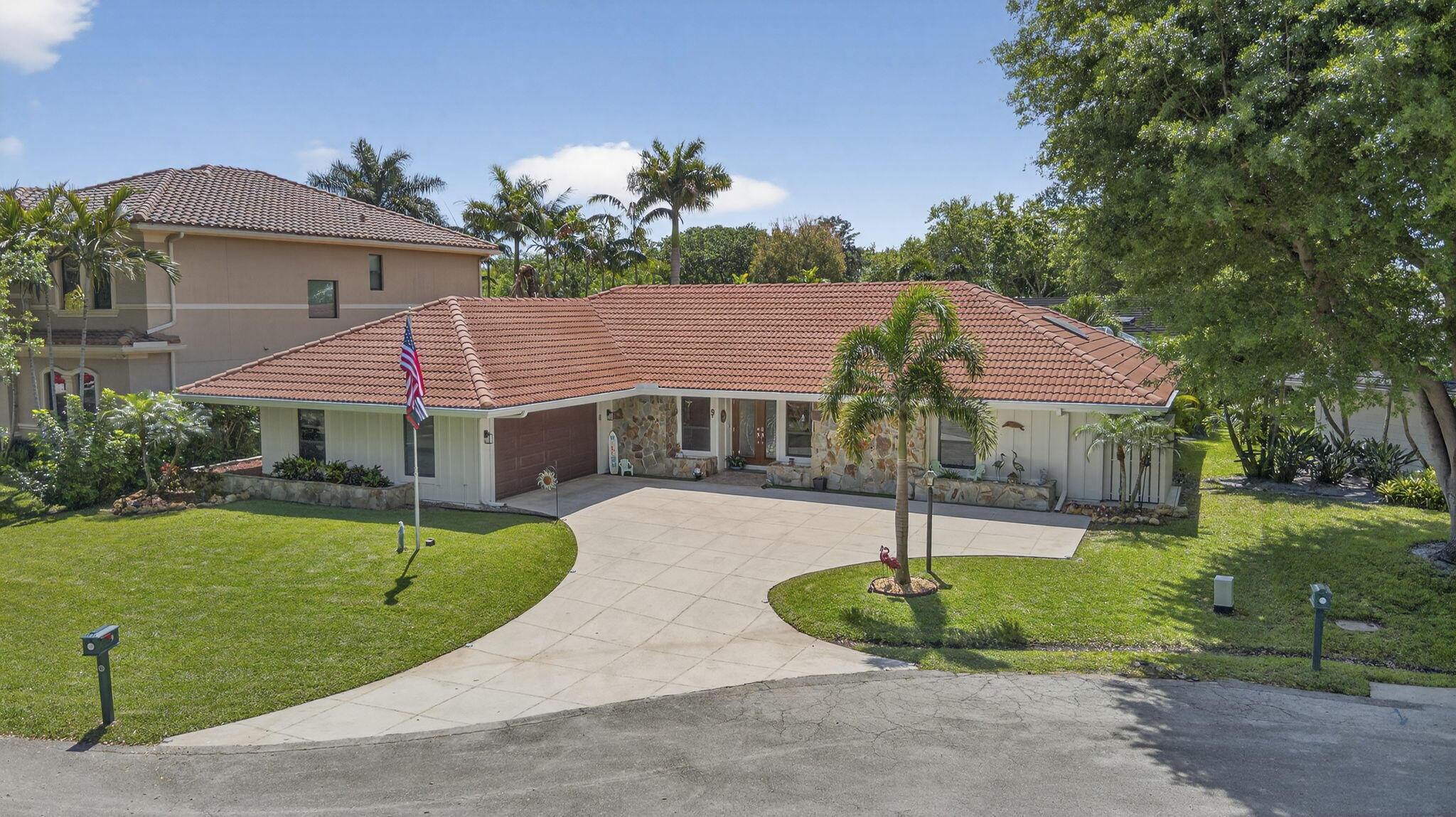 PGA RESORT COMMUNITY 2 - Residential