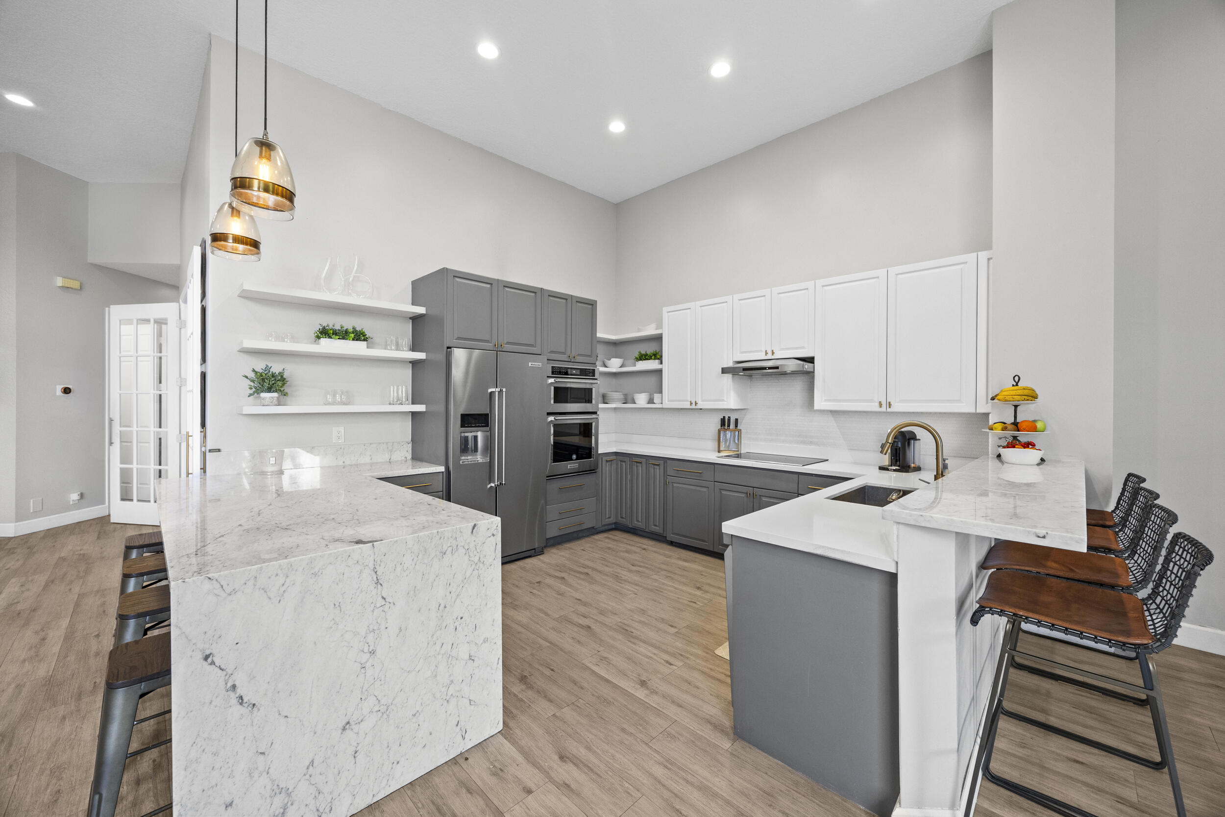 HAMILTON PLACE - Residential