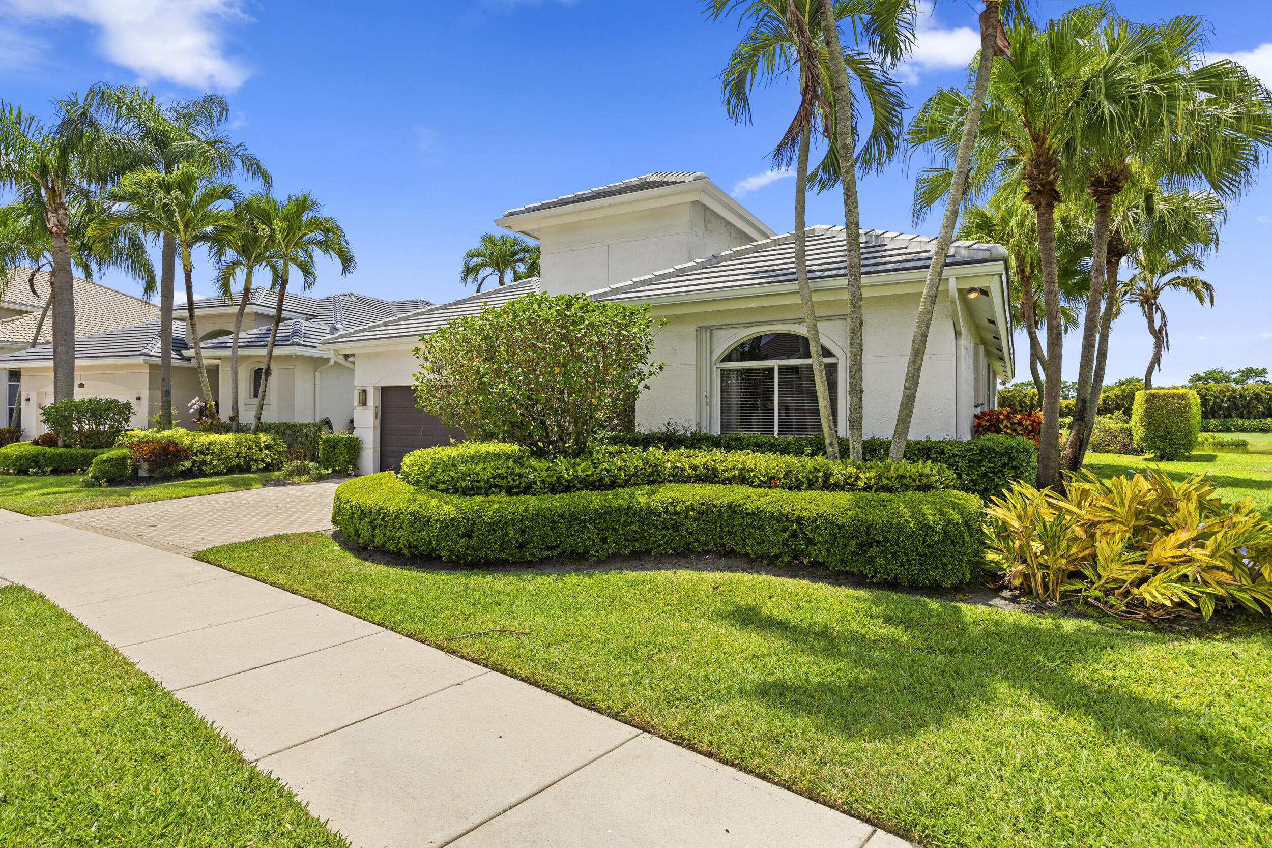 HAMILTON PLACE - Residential