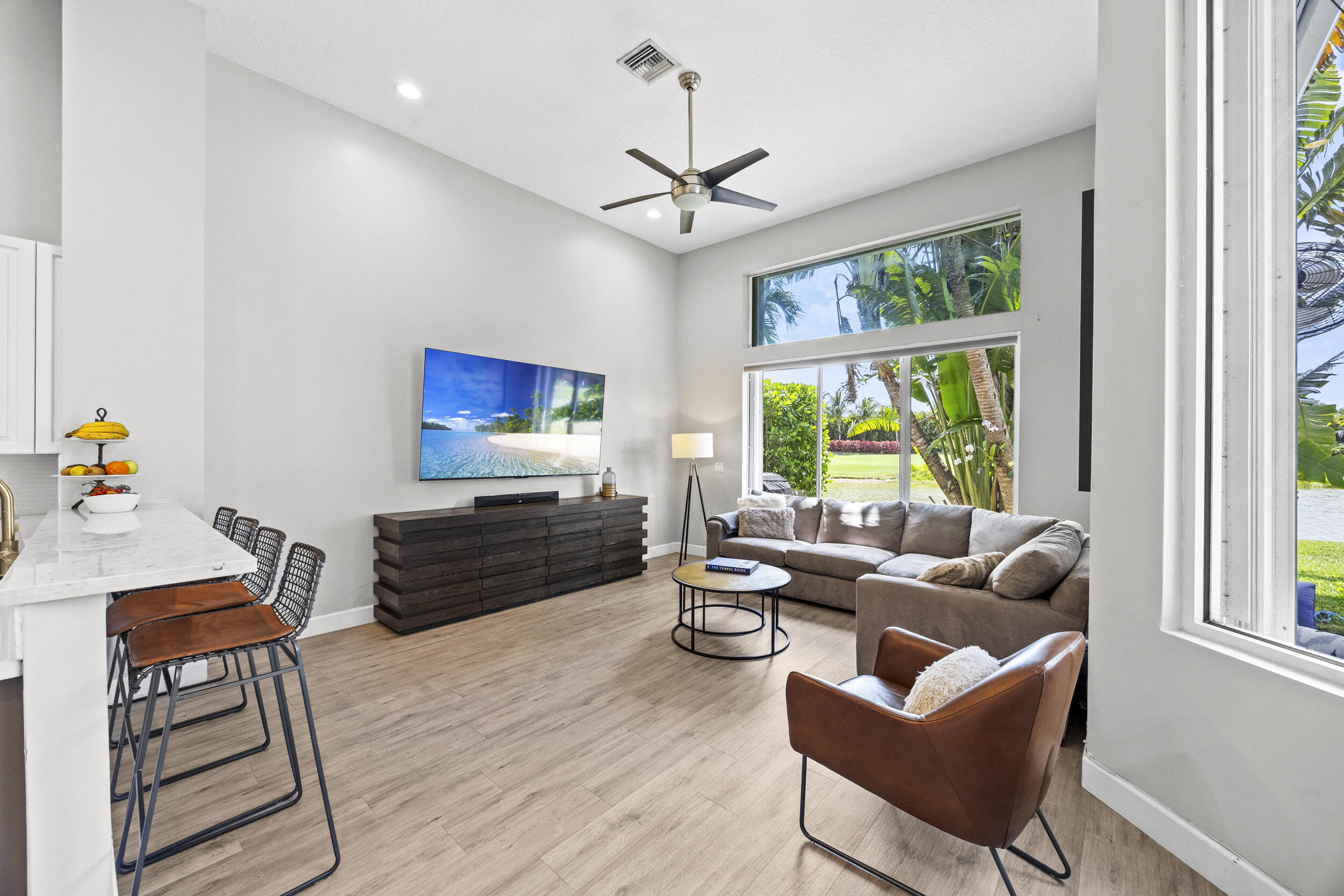 HAMILTON PLACE - Residential
