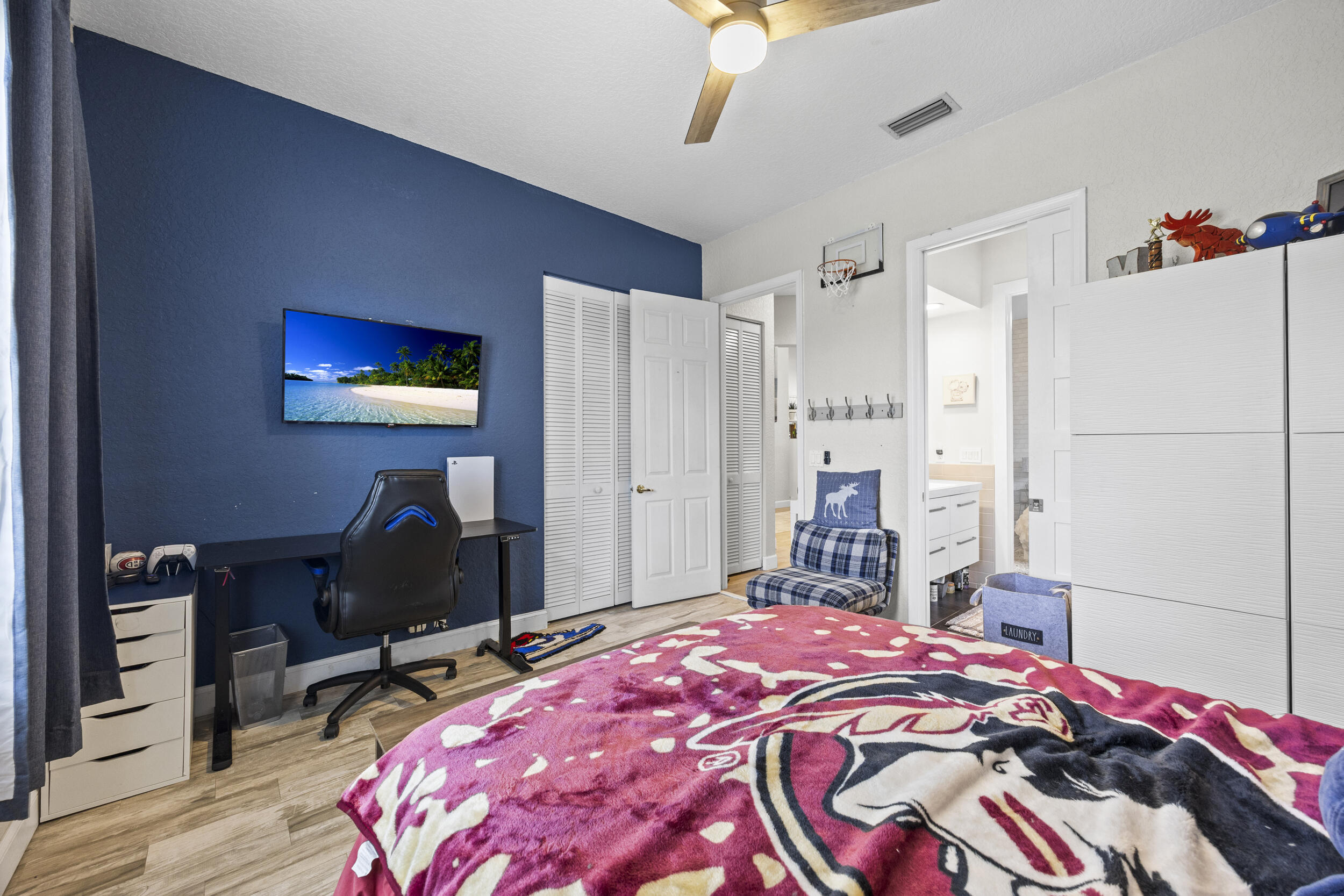 HAMILTON PLACE - Residential