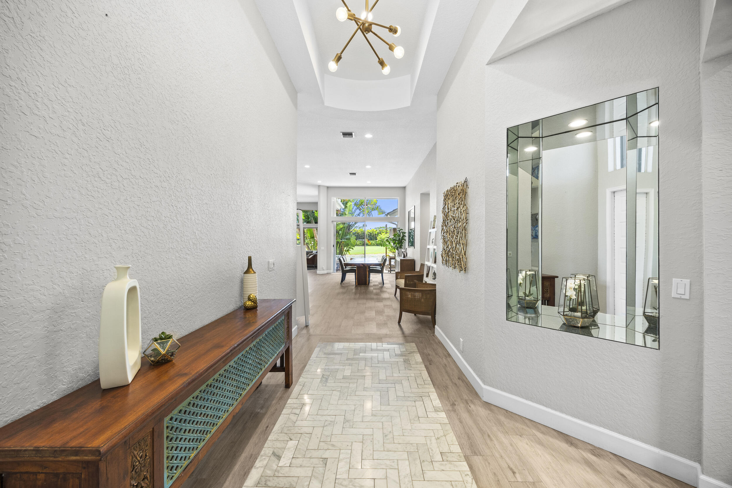 HAMILTON PLACE - Residential