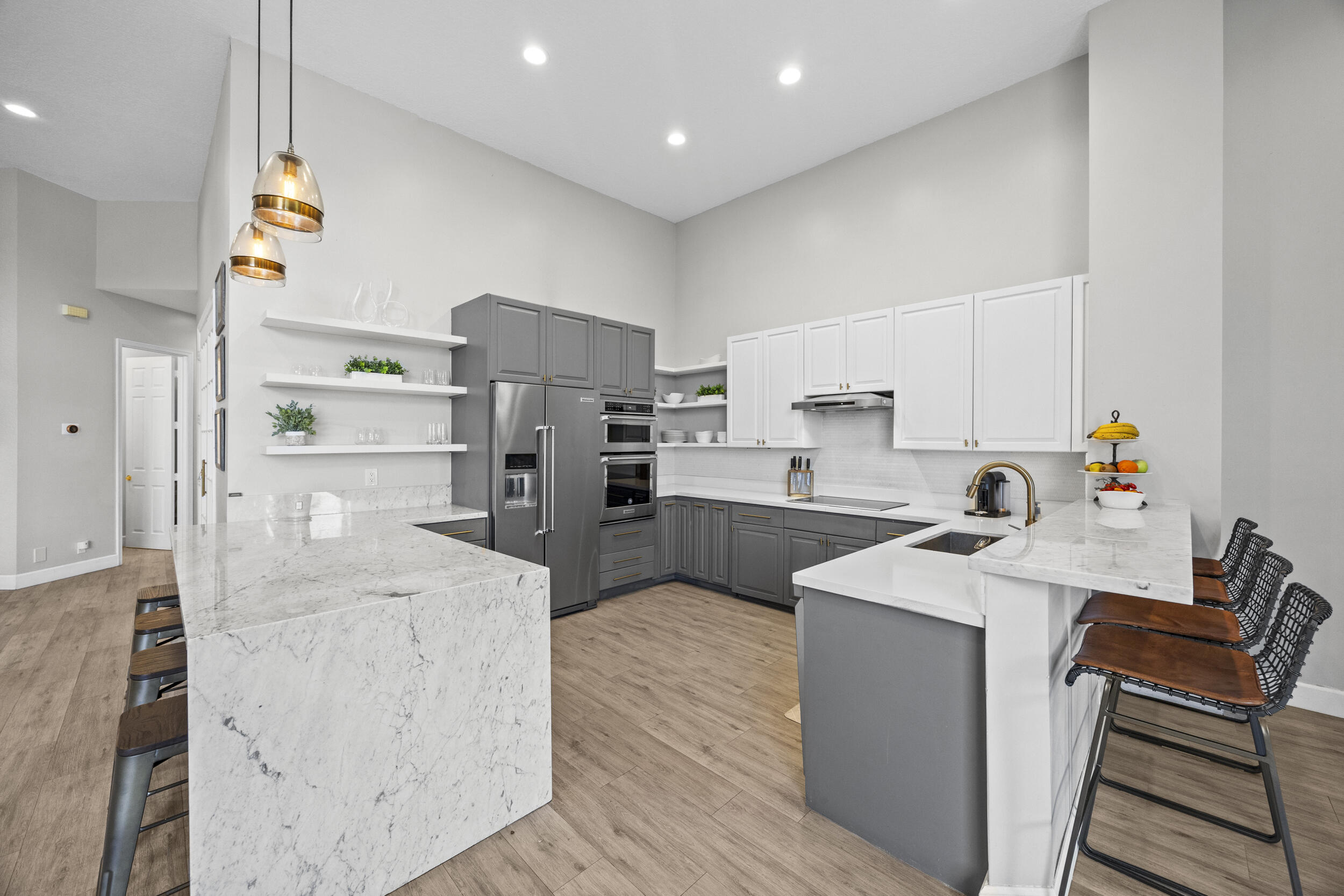 HAMILTON PLACE - Residential