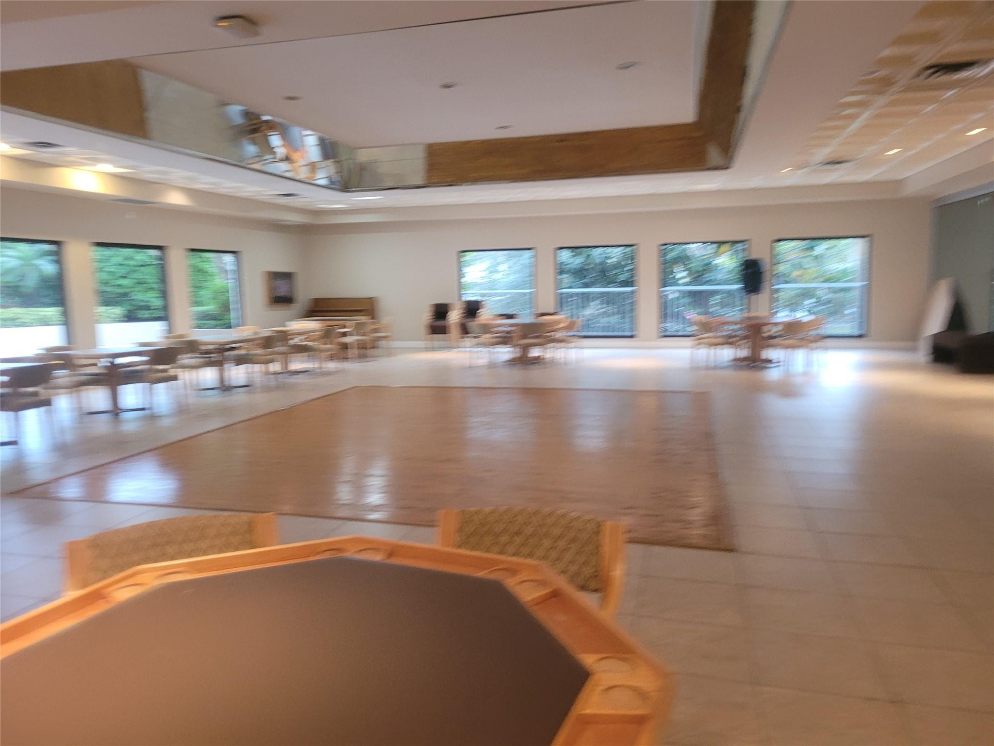 1912 S Ocean Drive 9C