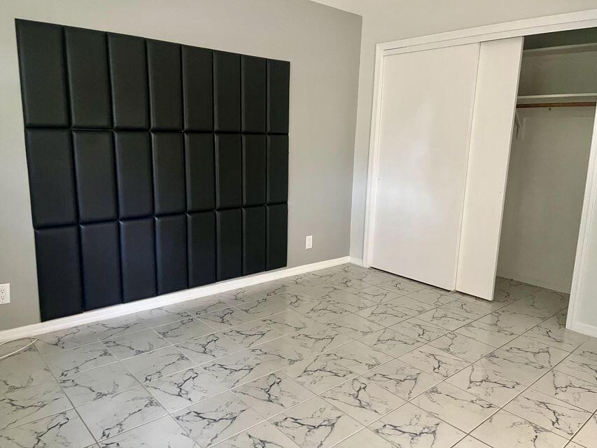 TOWNSITE APTS XVI CONDO - Residential Lease