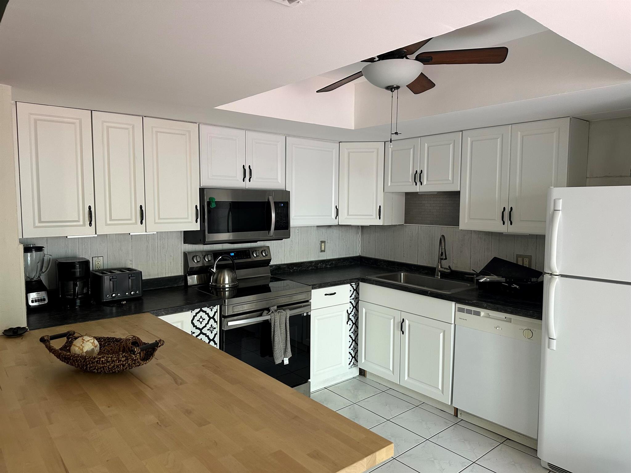 FRENCH QUARTER 3 - Residential