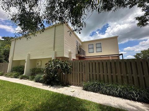 1562 Shaker Circle Wellington FL 33414