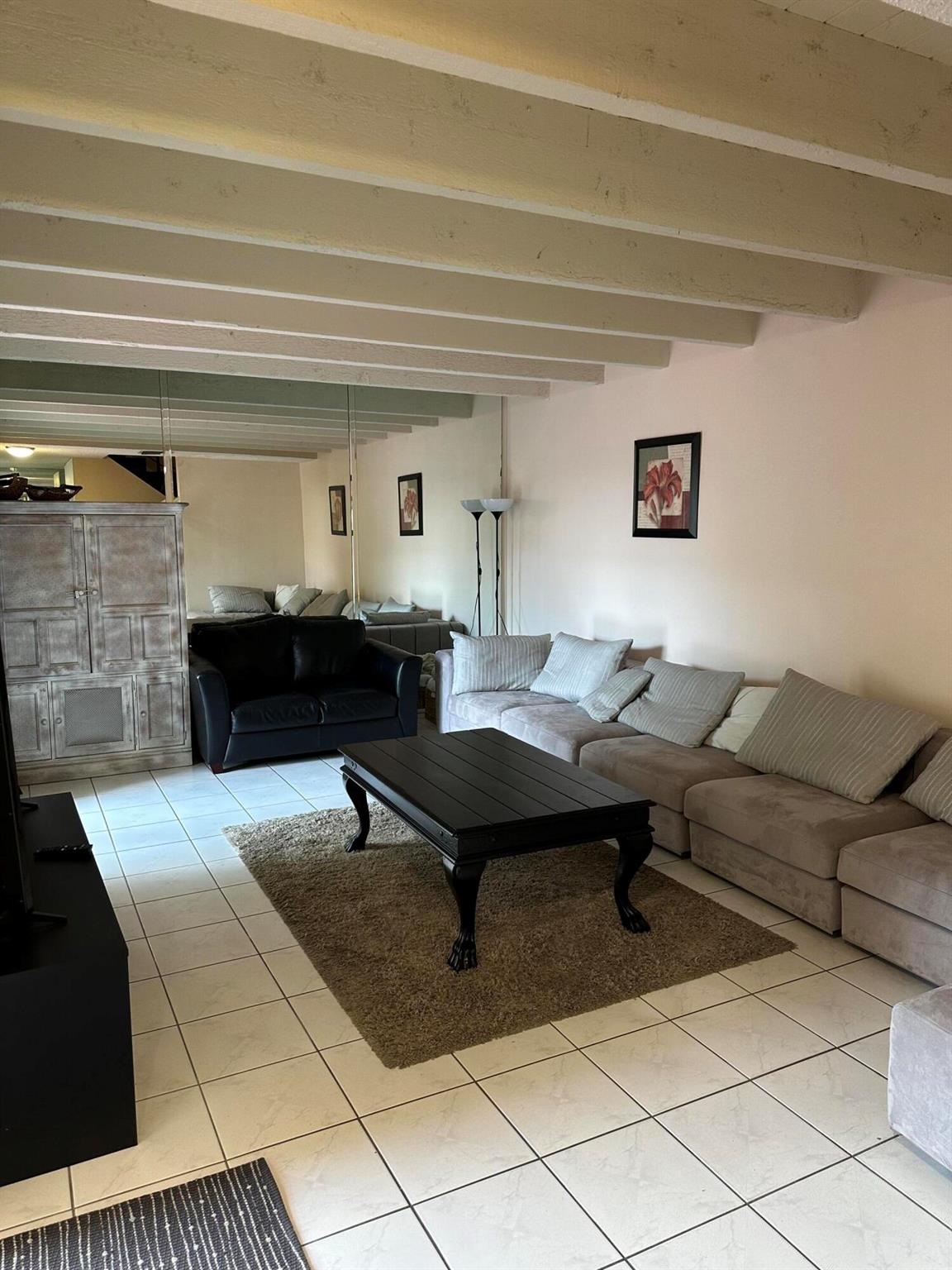 1562 Shaker Circle, Wellington, FL, 33414/$340,000 2 1562 Shaker Circle