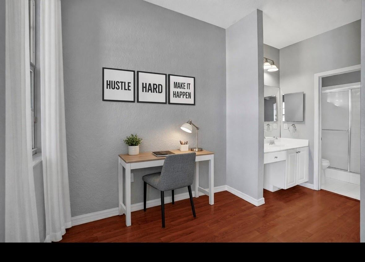 CAMBRIDGE PARK TOWNHOMES - Residential