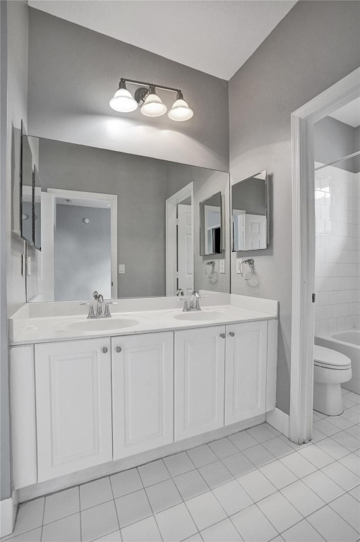 CAMBRIDGE PARK TOWNHOMES - Residential