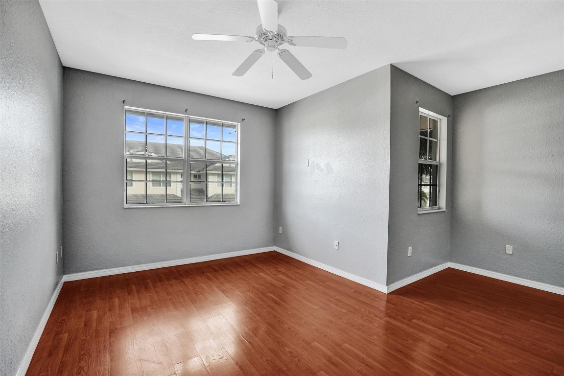 CAMBRIDGE PARK TOWNHOMES - Residential