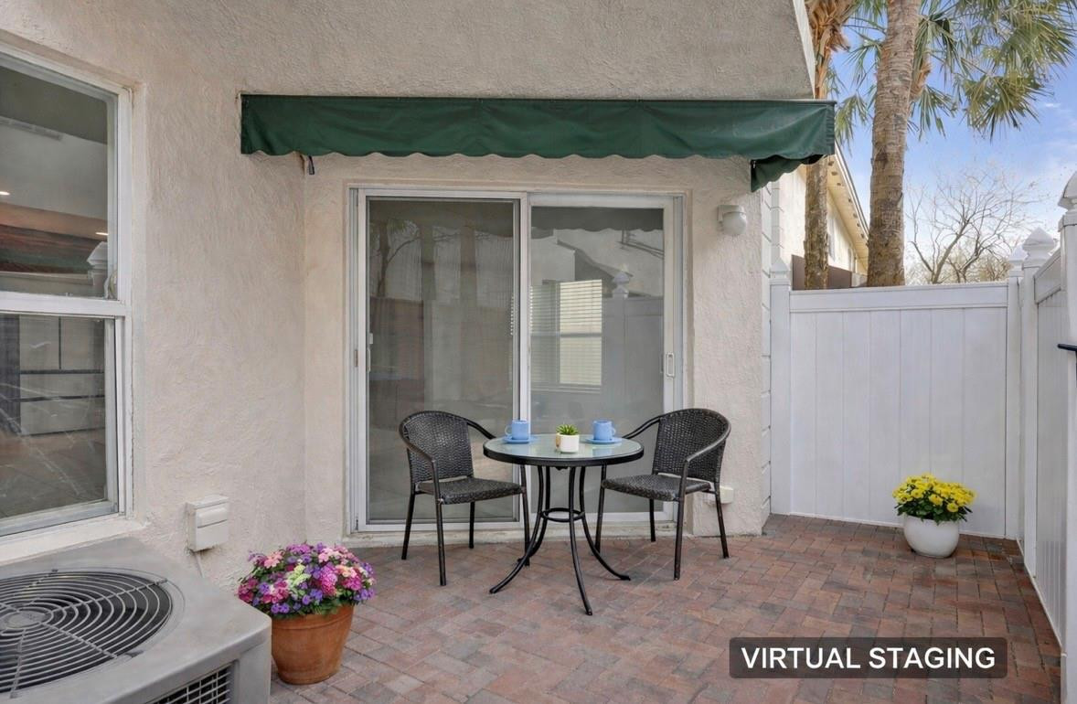 CAMBRIDGE PARK TOWNHOMES - Residential