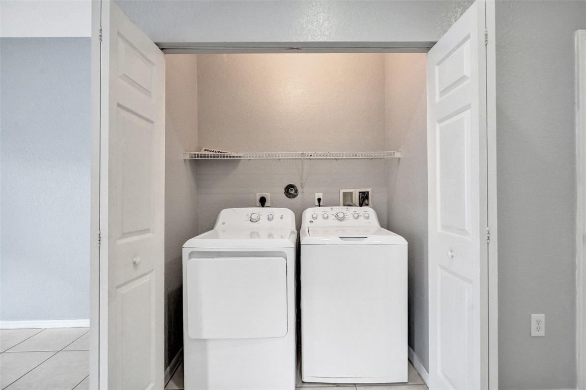 CAMBRIDGE PARK TOWNHOMES - Residential