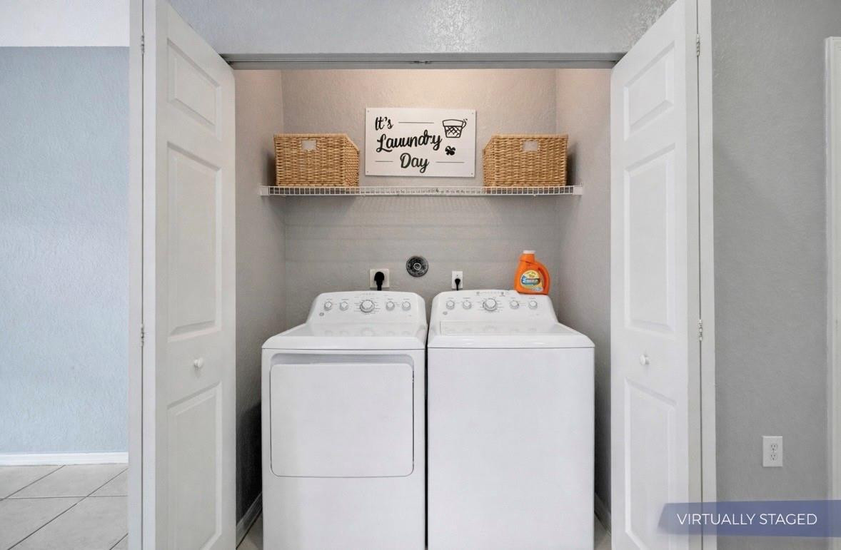 CAMBRIDGE PARK TOWNHOMES - Residential