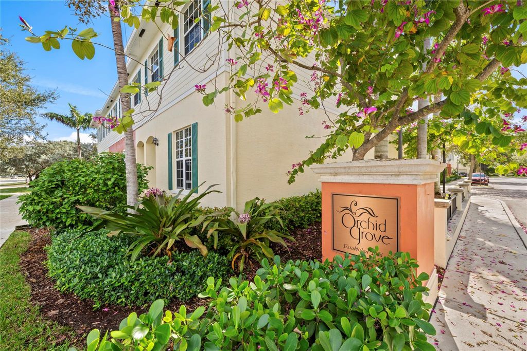 Photo of 197 SW 6th Pl #197, Pompano Beach, FL 33060 (MLS # F10540974)