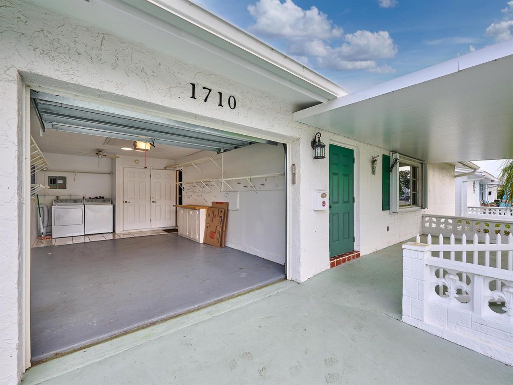 Photo of 1710 SW 22nd Street, Boynton Beach, FL 33426 (MLS # R11146596)