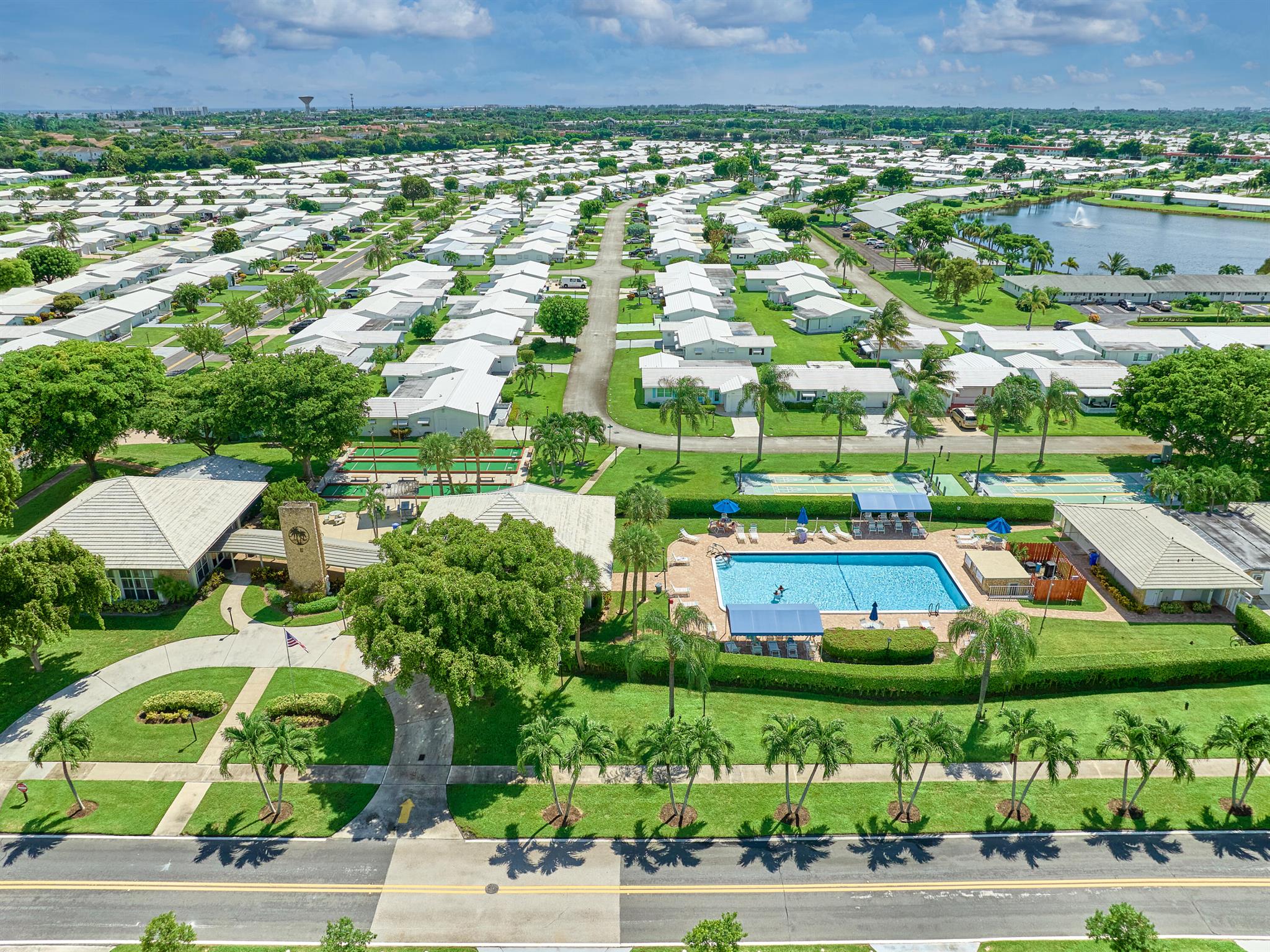 PALM BEACH LEISUREVILLE S - Residential