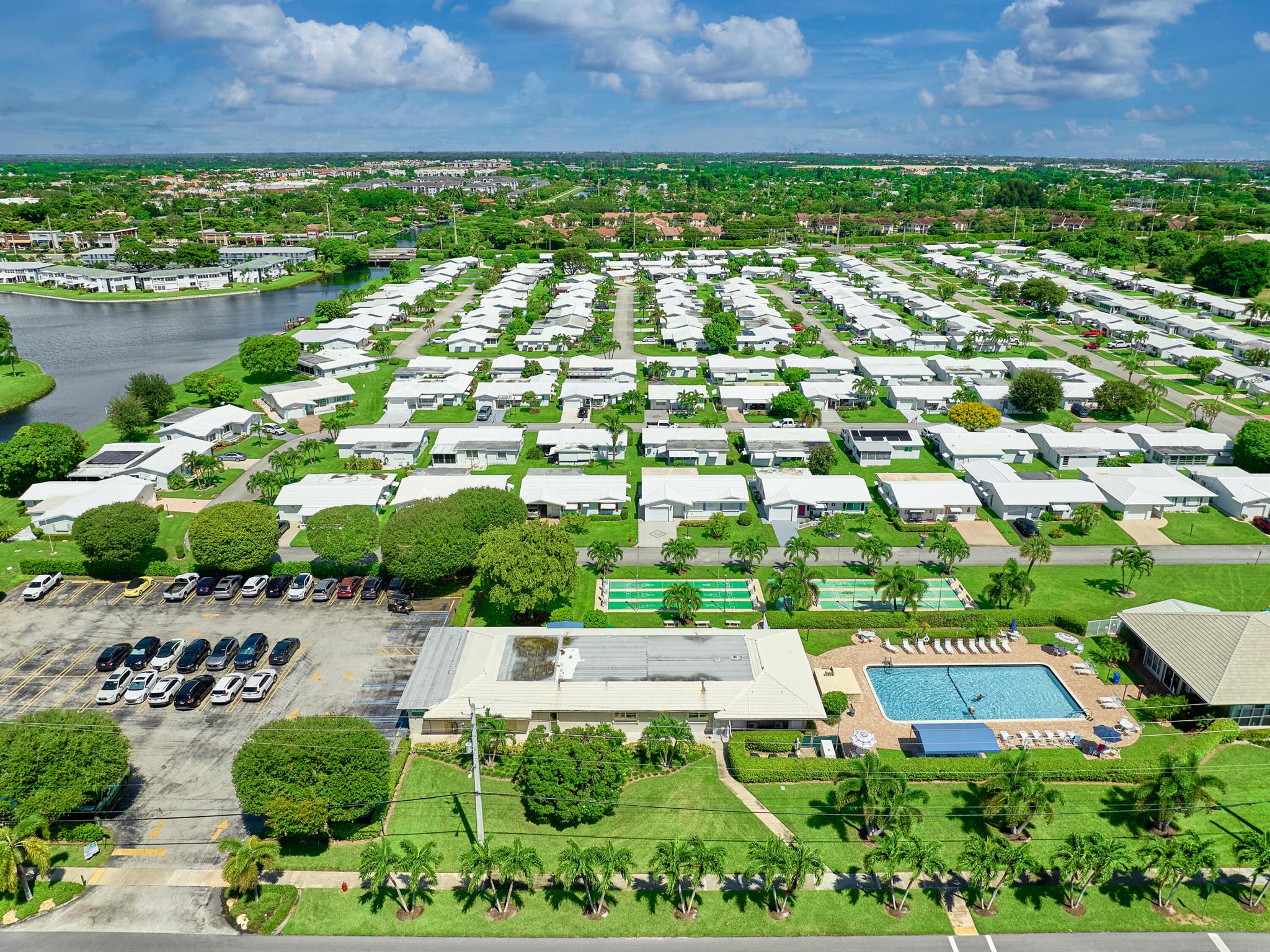 PALM BEACH LEISUREVILLE S - Residential