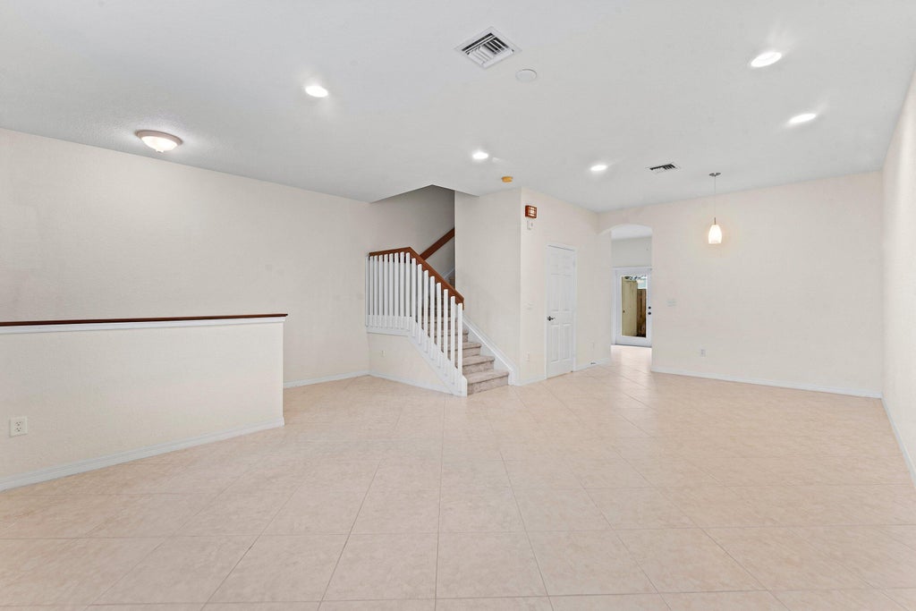 Photo of 118 Seagrape Drive #107, Jupiter, FL 33458 (MLS # B26070894)