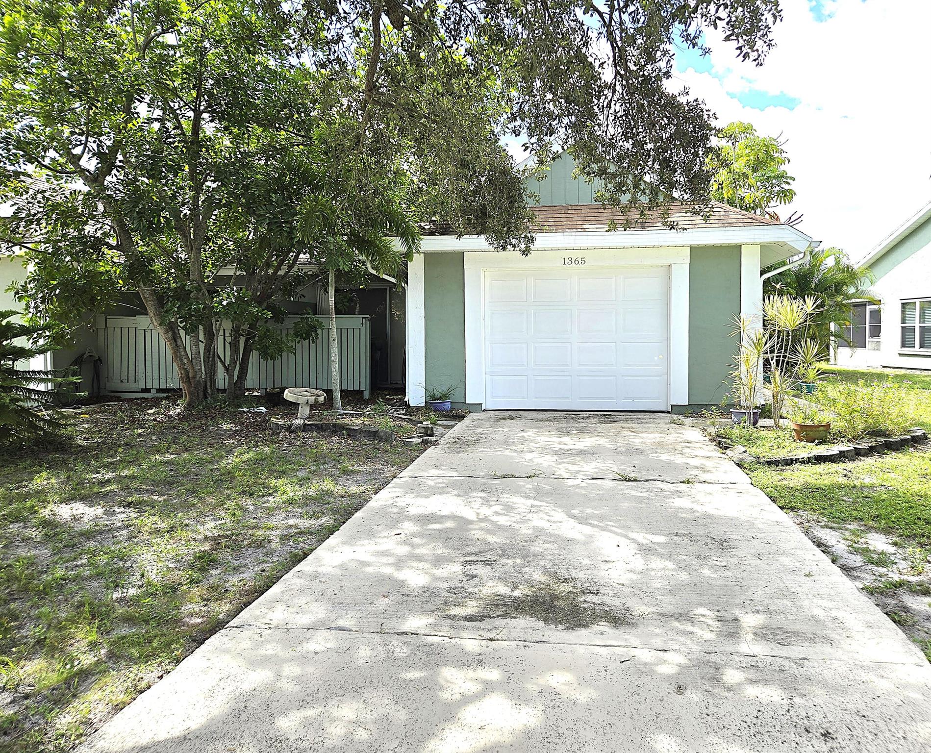SOUTH PORT ST LUCIE UNIT - Residential