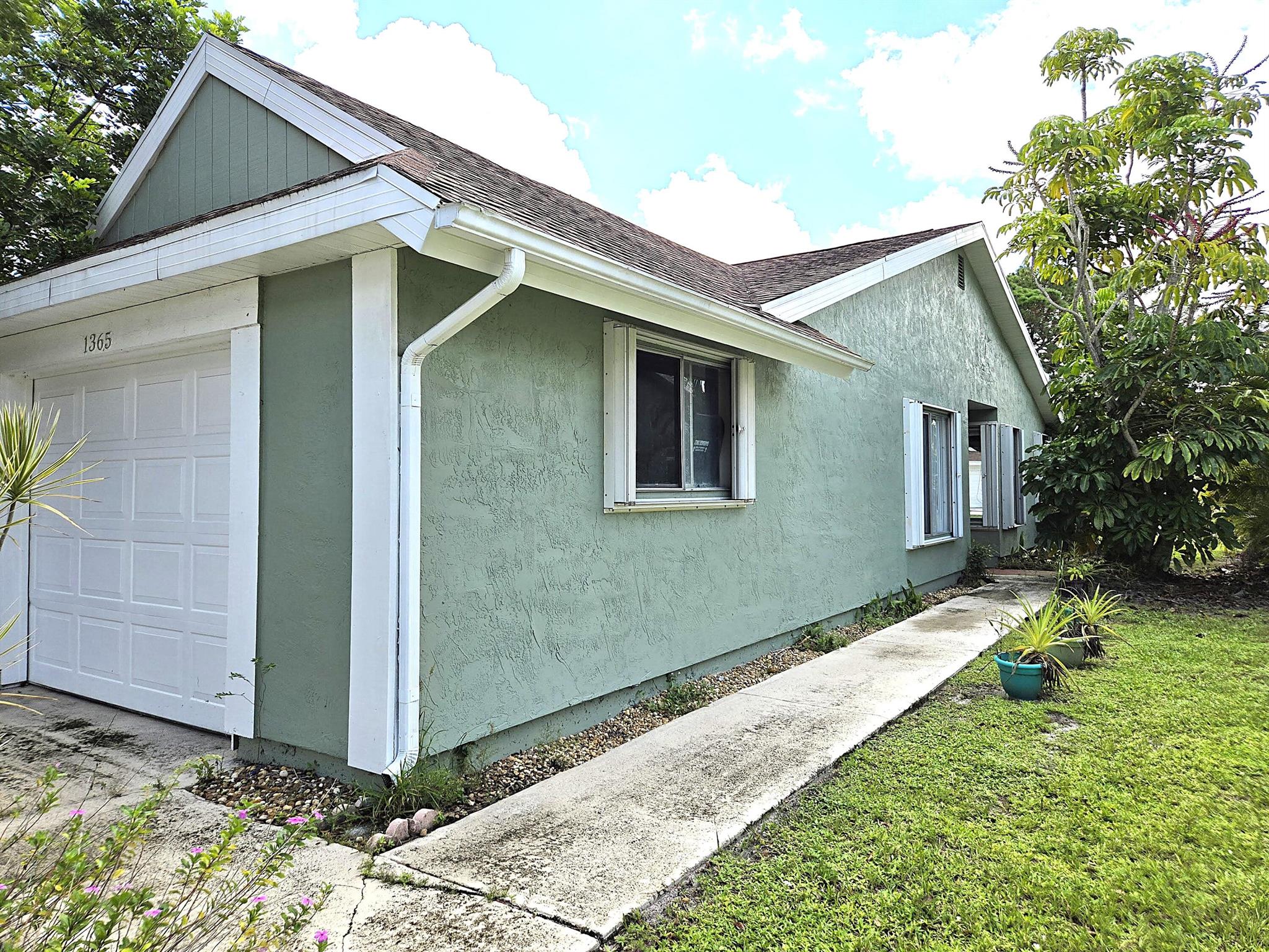 SOUTH PORT ST LUCIE UNIT - Residential