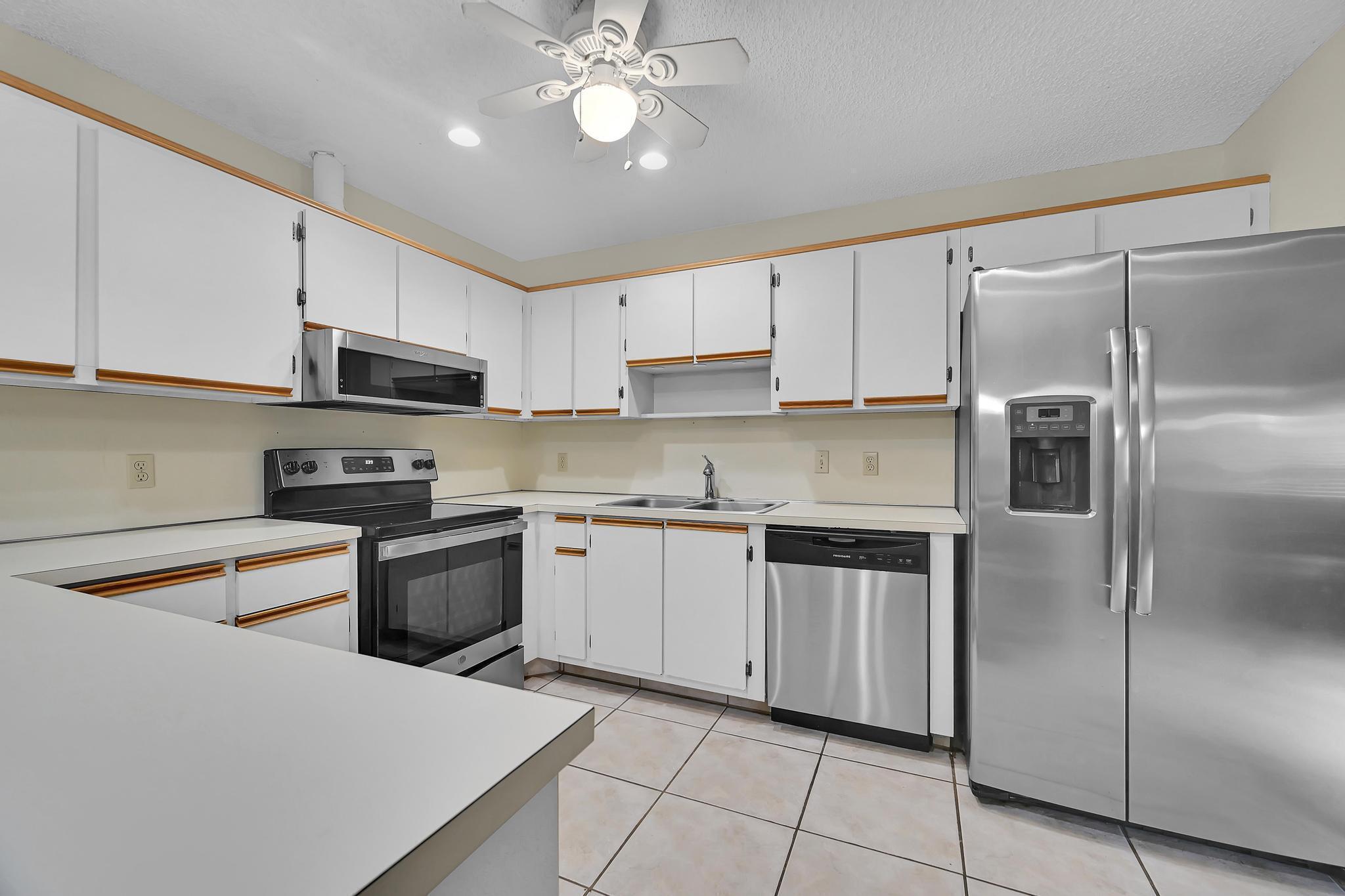 LONGWOOD VILLAGE PHASE 3A - Residential