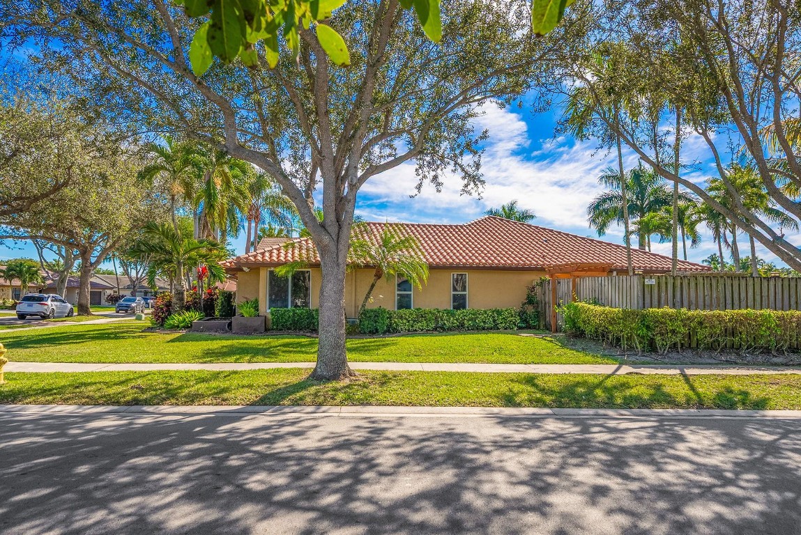 Jacaranda Lakes Sec 13 - Residential