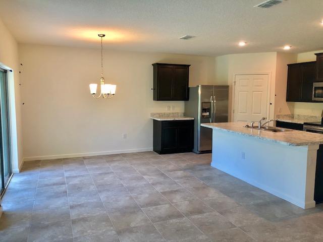 PORT ST LUCIE SECTION 33 - Residential Lease