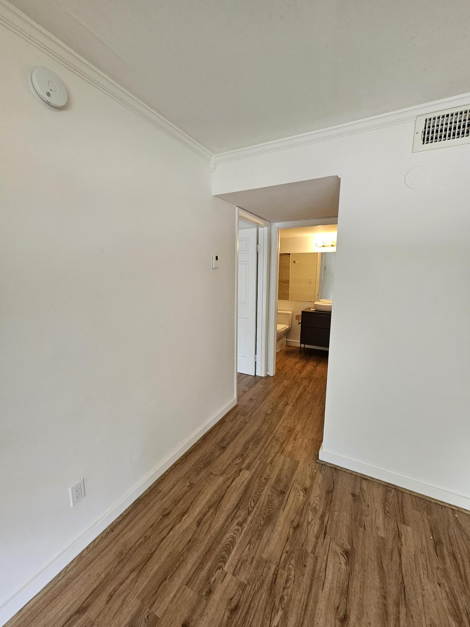 HOLLYWOOD PARC CONDOMINIUM - Residential