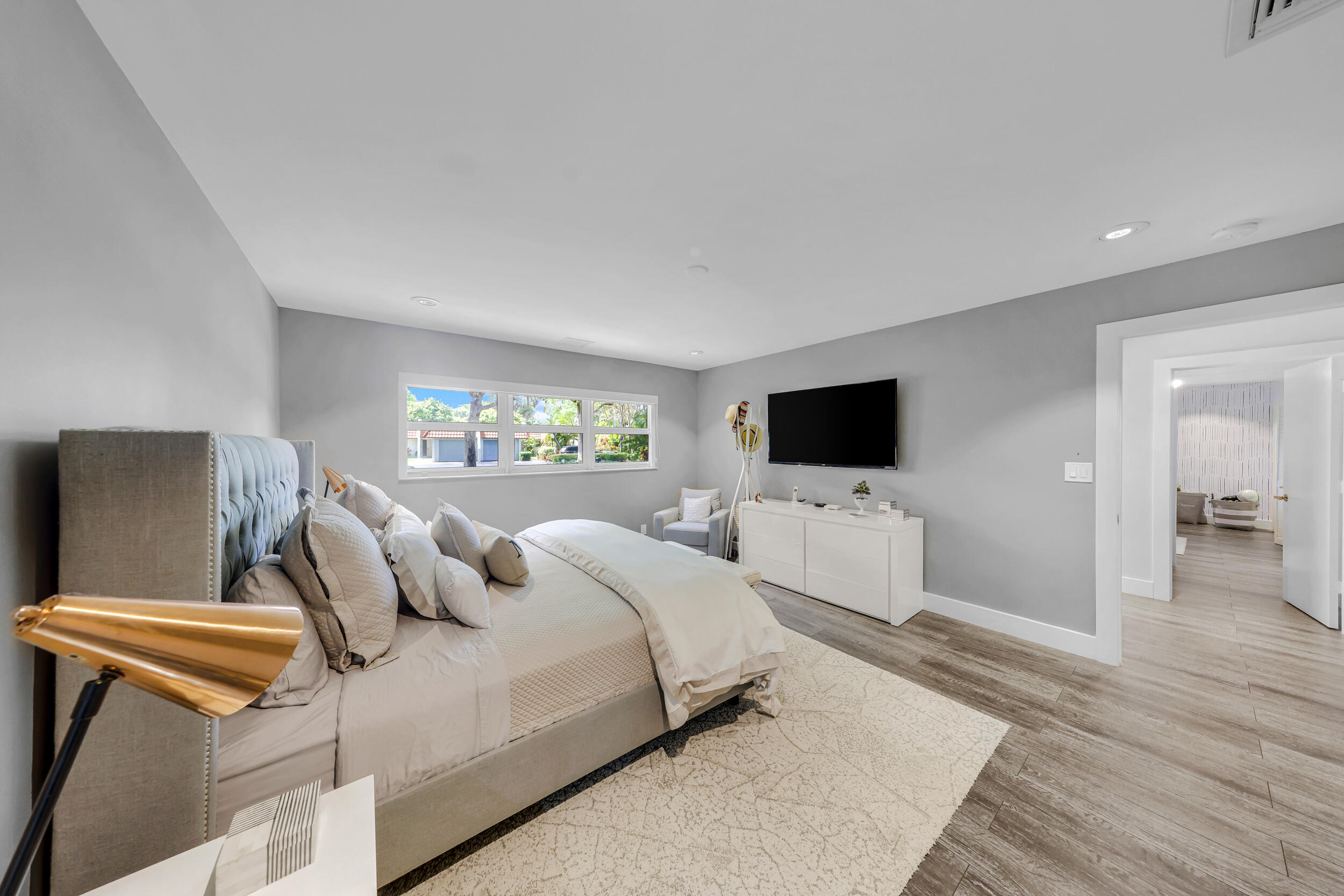 NO 129 PALM-AIRE COUNTRY CLUB - Residential