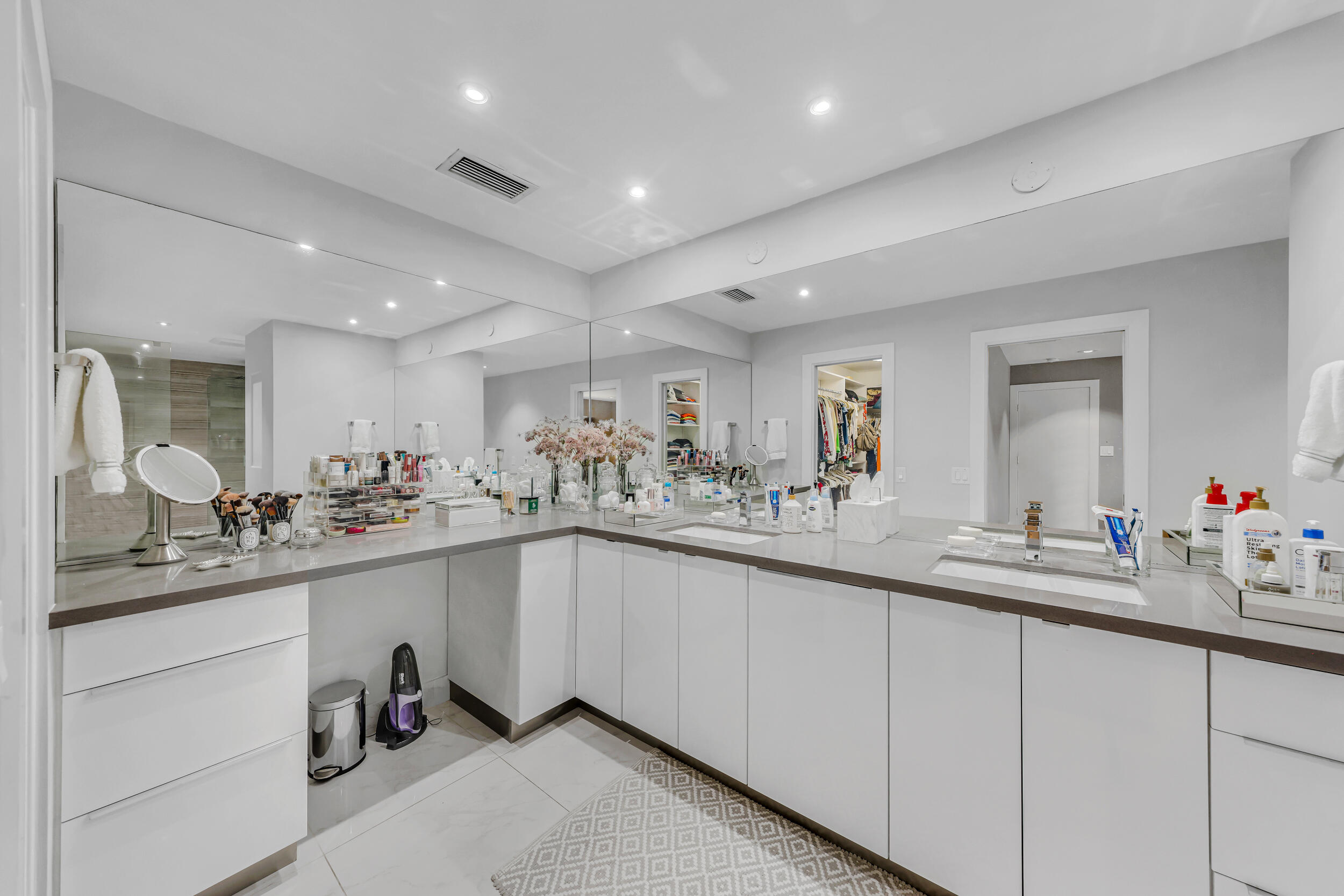 NO 129 PALM-AIRE COUNTRY CLUB - Residential