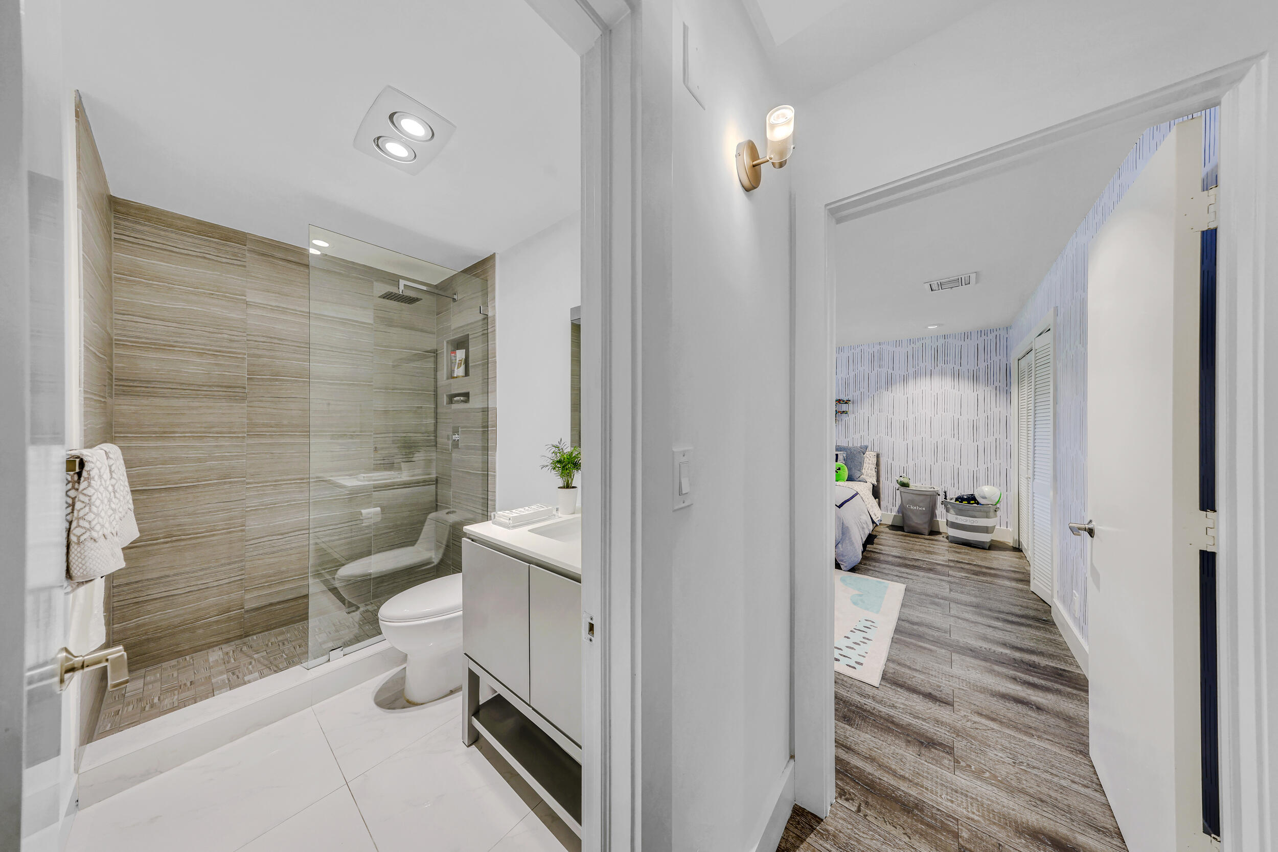 NO 129 PALM-AIRE COUNTRY CLUB - Residential