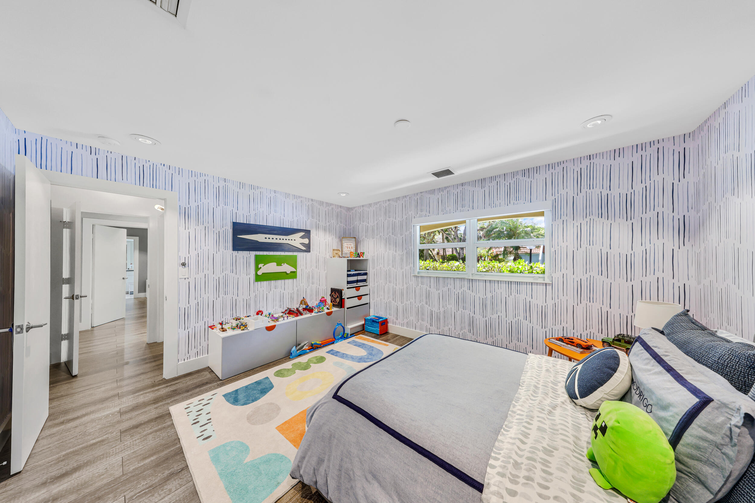 NO 129 PALM-AIRE COUNTRY CLUB - Residential