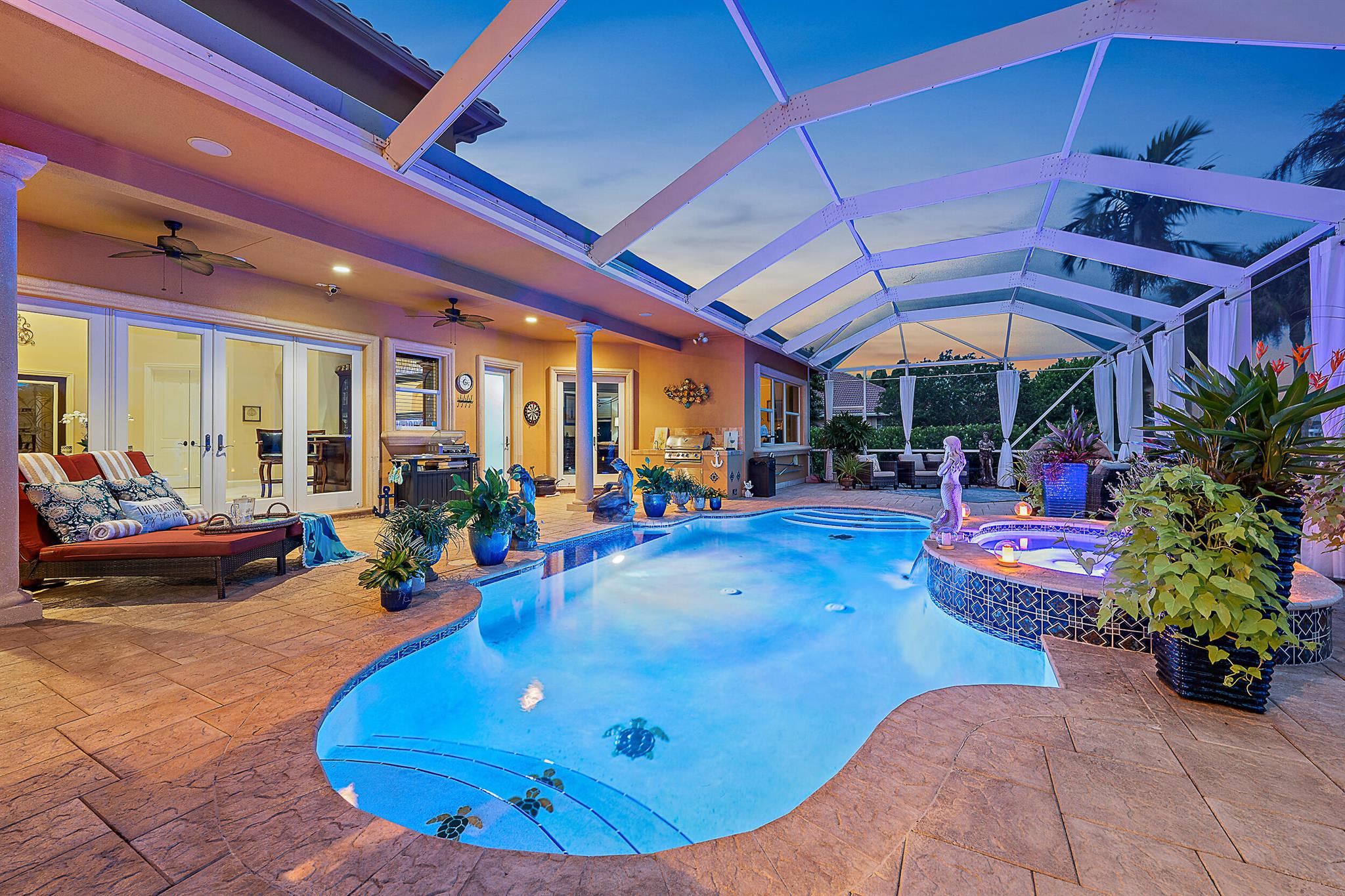 2618 SW River Shore Drive